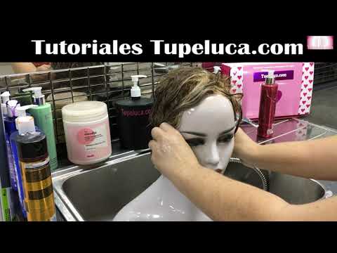 Vídeo de lavado y peinado de una peluca natural
